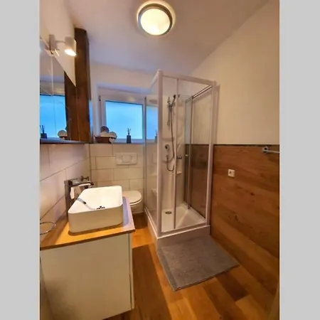 Tiny Kozma Apartman *